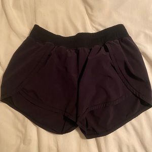 Lululemon black running shorts size 6